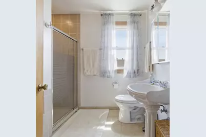 5320 N Lovejoy Avenue, Chicago, IL 60630 - Photo 19