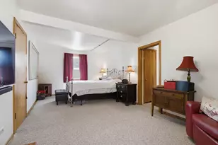 5320 N Lovejoy Ave, Chicago, IL 60630 - Photo 17