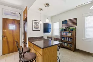5320 N Lovejoy Ave, Chicago, IL 60630 - Photo 15