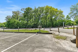 5803 Oakwood Dr, Lisle, IL 60532 - Photo 25