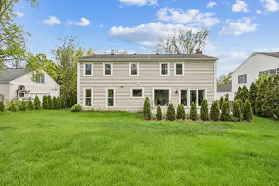 250 Wilshire Road, Lake Forest, IL 60045 - Photo 25
