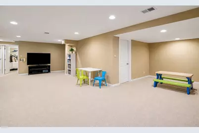 250 Wilshire Road, Lake Forest, IL 60045 - Photo 21