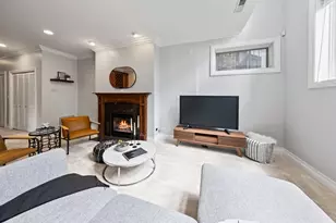 932 W Barry Ave, Chicago, IL 60657 - Photo 29