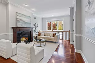 932 W Barry Ave, Chicago, IL 60657 - Photo 3