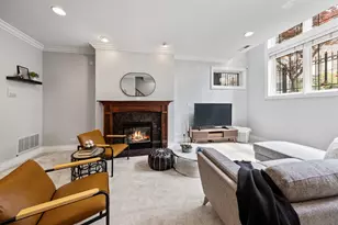 932 W Barry Ave, Chicago, IL 60657 - Photo 27