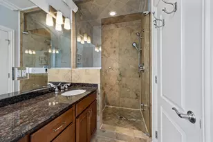 932 W Barry Ave, Chicago, IL 60657 - Photo 19