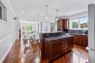 932 W Barry Ave, Chicago, IL 60657 - Photo 5