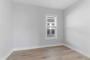 1401 W 72nd St, Chicago, IL 60636 - Photo 9