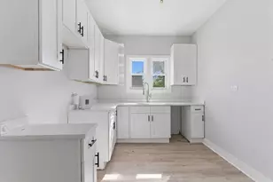 1401 W 72nd St, Chicago, IL 60636 - Photo 13