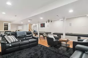 2313 Avalon Dr, Buffalo Grove, IL 60089 - Photo 29