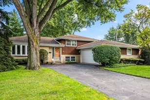 1706 E Euclid Ave, Arlington Heights, IL 60004 - Photo 1