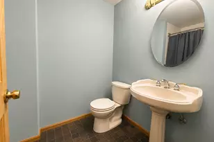 8712 Coral Rd, Wonder Lake, IL 60097 - Photo 9