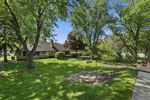 10S324 E Hampshire Ln, Willowbrook, IL 60527 - Photo 35