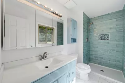 10S324 E Hampshire Lane, Willowbrook, IL 60527 - Photo 21