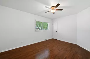 10S324 E Hampshire Ln, Willowbrook, IL 60527 - Photo 21