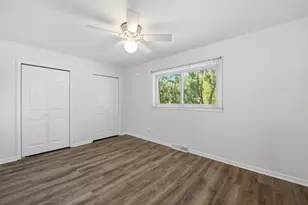 10S324 E Hampshire Ln, Willowbrook, IL 60527 - Photo 25