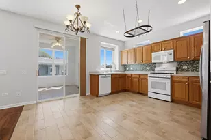 11832 Kensington Dr, Huntley, IL 60142 - Photo 9