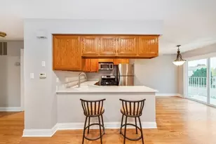 608 Inverrary Ln, Deerfield, IL 60015 - Photo 9