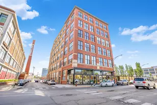 1872 N Clybourn Ave, Chicago, IL 60614 - Photo 1