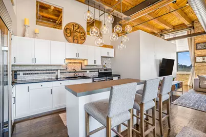 1872 N Clybourn Avenue #403, Chicago, IL 60614 - Photo 7