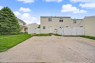 2311 Galen Dr, Champaign, IL 61821 - Photo 23