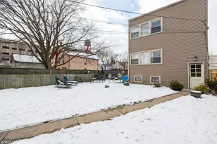 8037 Floral Ave, Skokie, IL 60077 - Photo 21