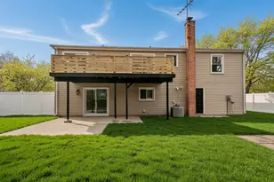 212 S River Rd, Naperville, IL 60540 - Photo 3