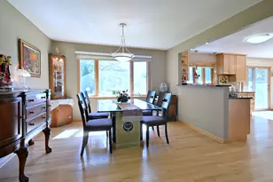 9S631 William Dr, Burr Ridge, IL 60527 - Photo 9