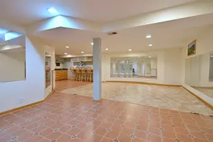 9S631 William Dr, Burr Ridge, IL 60527 - Photo 33
