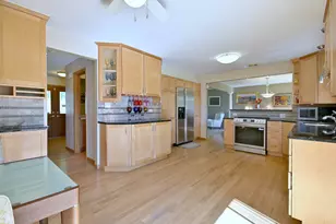 9S631 William Dr, Burr Ridge, IL 60527 - Photo 13