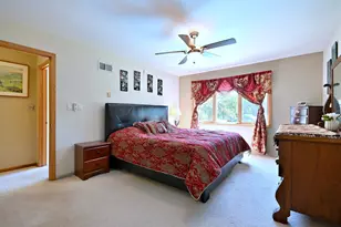 9S631 William Dr, Burr Ridge, IL 60527 - Photo 21