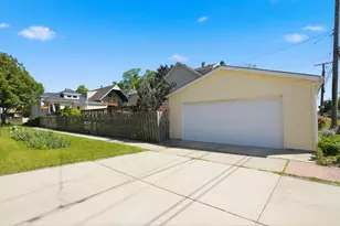 1037 Dunlop Ave, Forest Park, IL 60130 - Photo 23