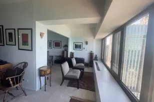 175 E Delaware Pl, Chicago, IL 60611 - Photo 11