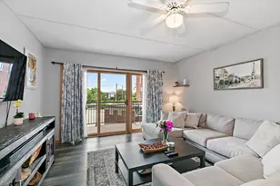 455 W Front St, Wheaton, IL 60187 - Photo 5