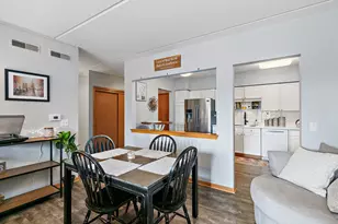 455 W Front St, Wheaton, IL 60187 - Photo 9