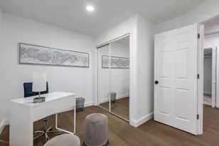 8461 Gross Point Rd, Skokie, IL 60077 - Photo 27