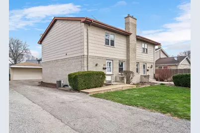285 E 1st Street, Elmhurst, IL 60126 - Photo 1