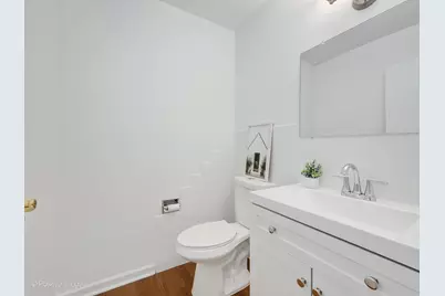 285 E 1st Street, Elmhurst, IL 60126 - Photo 7