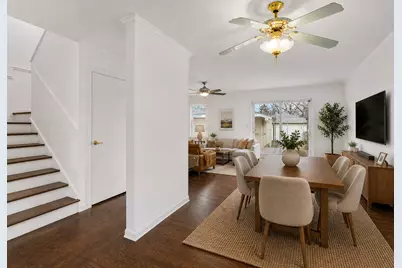 285 E 1st Street, Elmhurst, IL 60126 - Photo 3