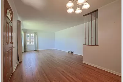 7306 Arcadia Street, Morton Grove, IL 60053 - Photo 5