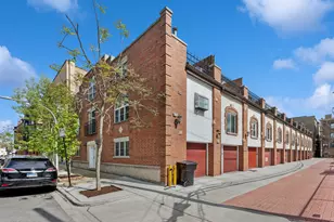 623 W Drummond Pl, Chicago, IL 60614 - Photo 1