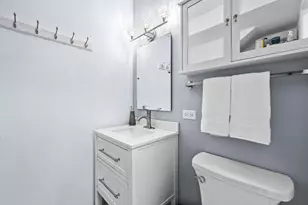 623 W Drummond Pl, Chicago, IL 60614 - Photo 5