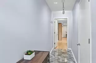 623 W Drummond Pl, Chicago, IL 60614 - Photo 3
