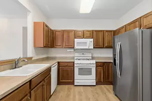 14060 Moraine Hills Dr, Huntley, IL 60142 - Photo 9