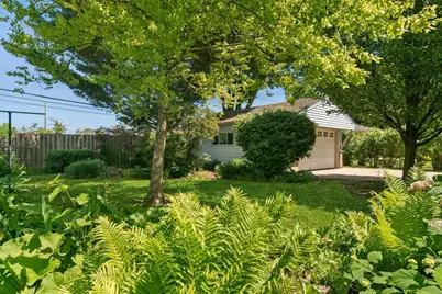 160 Wisconsin Drive, Des Plaines, IL 60016 - Photo 19