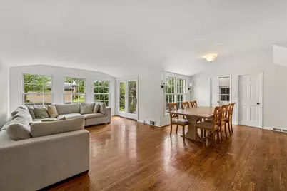 1815 Oak Avenue, Northbrook, IL 60062 - Photo 7