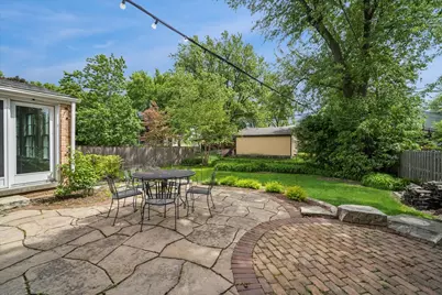 1815 Oak Avenue, Northbrook, IL 60062 - Photo 23