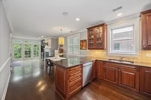 1510 N Cleveland Ave, Chicago, IL 60610 - Photo 9