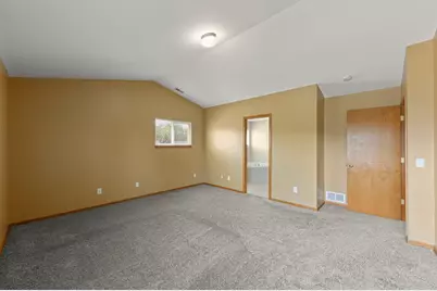 905 Churchill Drive, Plano, IL 60545 - Photo 15