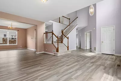 6084 Russell Drive, Hoffman Estates, IL 60192 - Photo 3